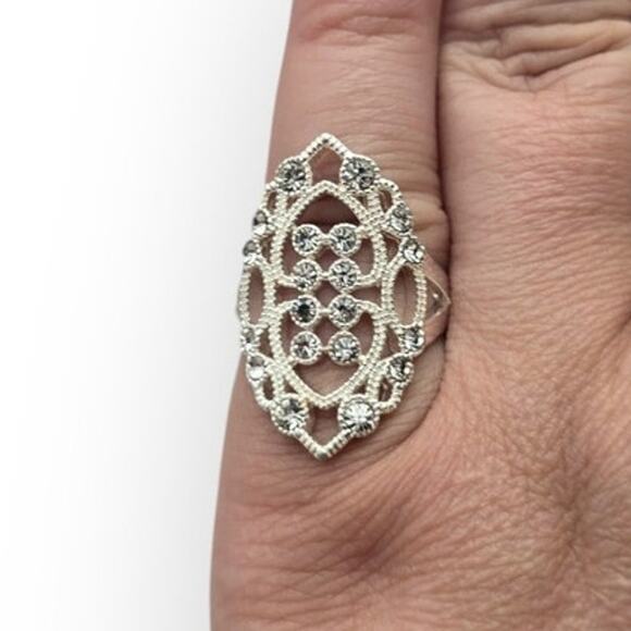 Vintage Silver Tone Filigree Statement Ring – Size 8 - Picture 2 of 7